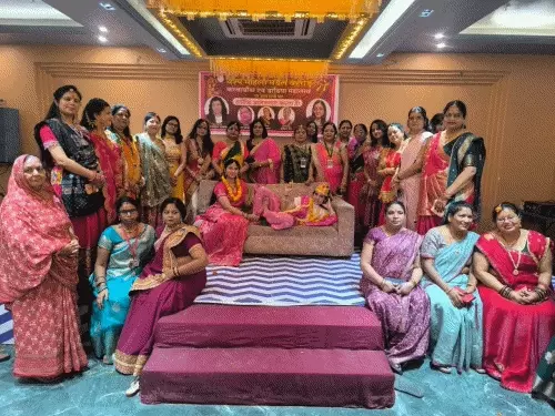 बहरोड़ में वैश्य समाज महिला मंडल का डांडिया और करवा चौथ कार्यक्रम, 170 महिलाओं ने लिया भाग