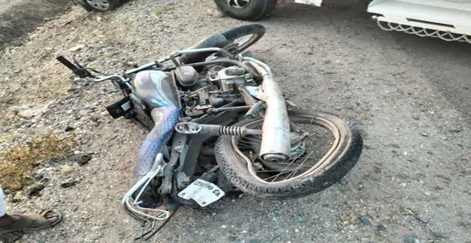 Bhilwara आसींद में कार ने बाइक सवार को मारी टक्कर, एक की मौत