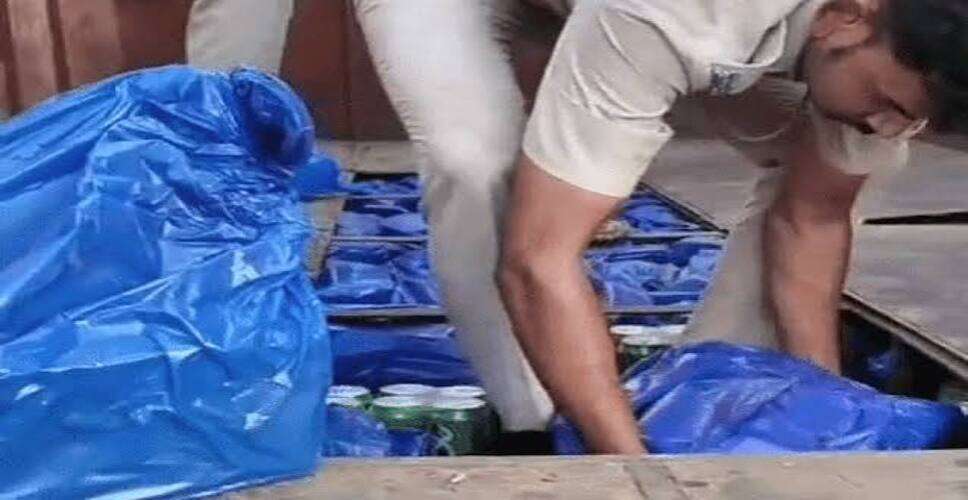 उदयपुर पुलिस की बड़ी कार्रवाई: 25 लाख की अवैध शराब जब्त, ट्रक के साथ एस्कॉर्ट कार भी पकड़ी