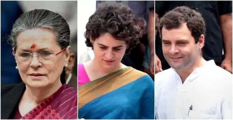 Rajasthan Breaking News: कांग्रेस के नव संकल्प शिविर में राहुल गांधी के बाद प्रियंका गांधी पहुंची उदयपुर, सोनिया गांधी जल्द विशेष विमान से पहुंचेगी