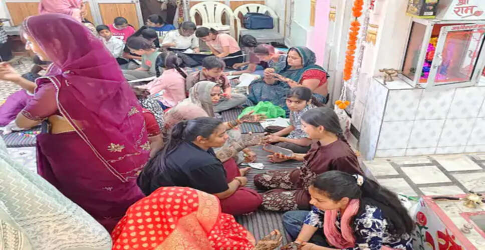 सैन जयंती महोत्सव में मेहंदी और पेंटिंग प्रतियोगिताओं का आयोजन