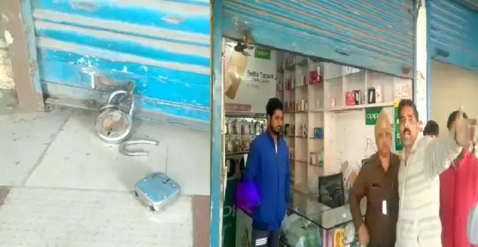 Bhilwara ऑटो मोबाइल दुकान से चोरों ने लाखों के माल पर किया हाथ साफ