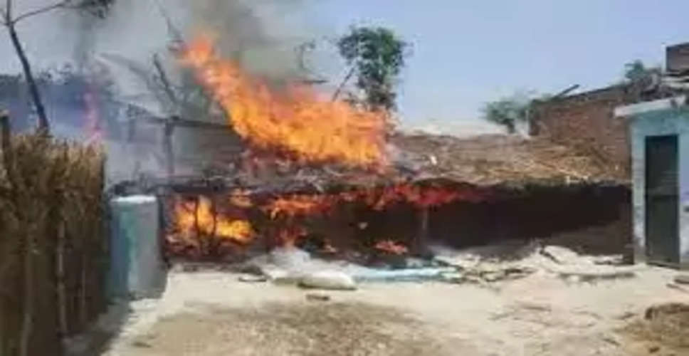 Jaisalmer  में दो झोपड़ियों में लगी आग, लाखों का नुकसान