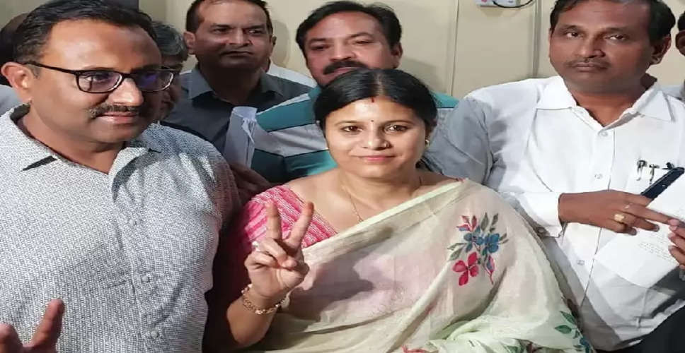 Mayor Election 2022: जयपुर ग्रेटर नगर निगम मेयर चुनाव को लेकर भाजपा और कांग्रेस में तनातनी का माहौल, बीजेपी ने किया रश्मि सैनी की जीत का दावा