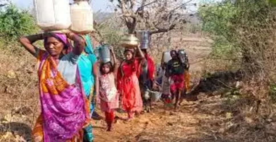 राजस्थान में गहराया जलसंकट, इस गांव में ऐसे बुझा रहे लोग प्यास, जानें 