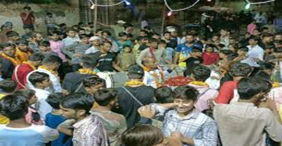 सीकर में मुहर्रम की तैयारियां तेज: &lsquo;कत्ल की रात&rsquo; पर इमामबाड़ों से निकले ताजिए, मातमी धुनों से गूंजा शहर