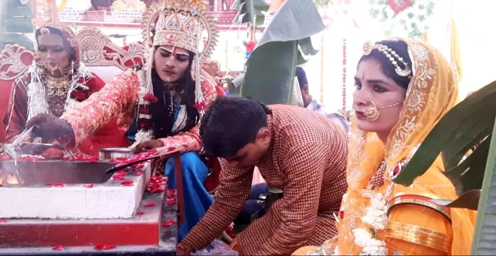 Jhunjhunu&nbsp;गरीब परिवार की बेटी को गोद लेकर नैना किन्नर करेंगी कन्यादान