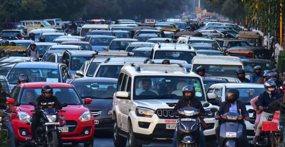Jaipur शहर की 60% सड़कों पर वाहनों का कब्जा, आवाजाही में परेशानी 