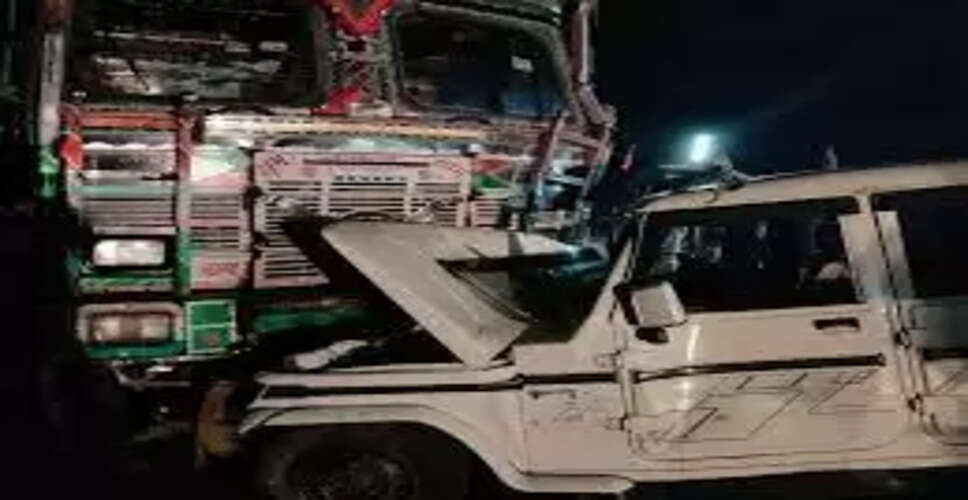 अरनोद में डीजल टैंकर और बोलेरो की टक्कर:टैंकर ड्राइवर मौके से फरार, नाड़ रंडियाझर के पास हुआ हादसा