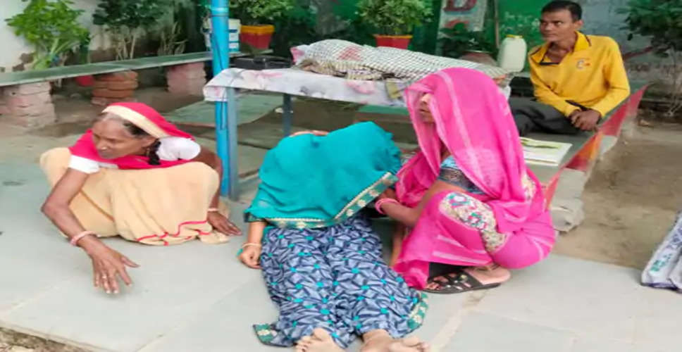 Jhalawar में स्कूल बस के पहियों के नीचे दबने से डेढ़ वर्षीय बालिका की मौत, मां पहुंची तो झाड़ियों में पड़ा मिला शव