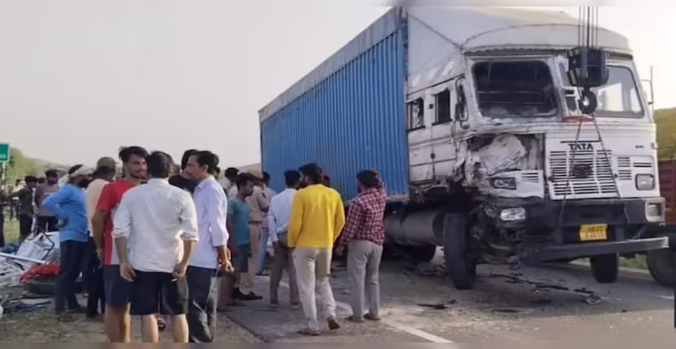 दौसा-मनोहरपुर नेशनल हाईवे पर मची चीख-पुकार! 4 लोगों ने मौके पर ही तोड़ा दम,&nbsp;कई घंटे तक लगा रहा जाम