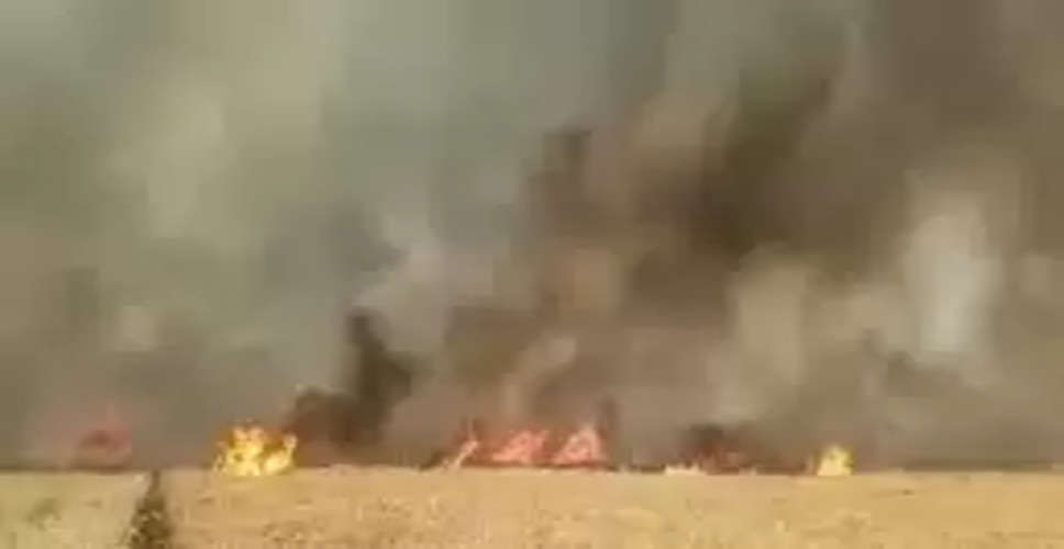 Churu खेत में लगी आग से जला किसान का घर, नुकसान 
