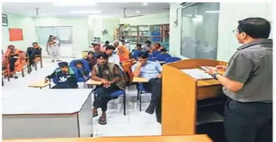 बच्चों का स्क्रीन टाइम बढ़ा, बदलती जीवनशैली से मोटापा बढ़ रहा