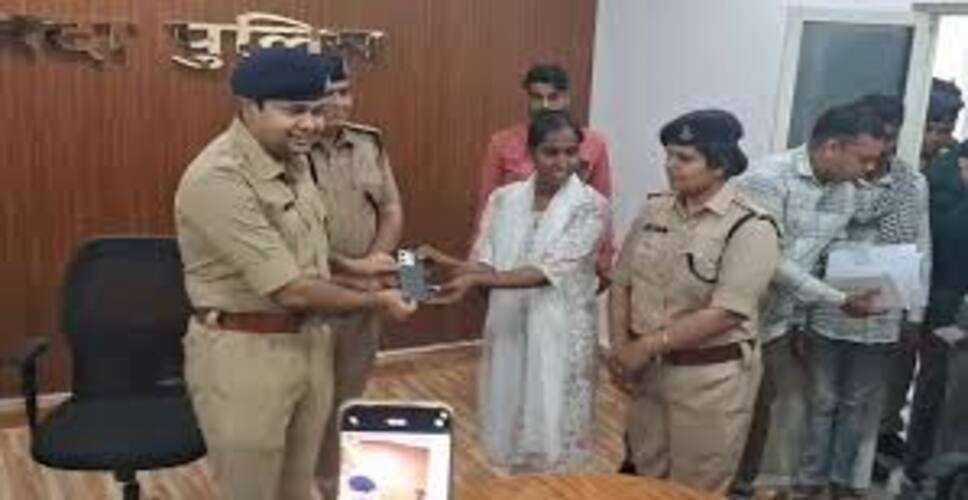 जोधपुर पुलिस की बड़ी सफलता, साइबर सेल की मदद से 110 गुम मोबाइल बरामद