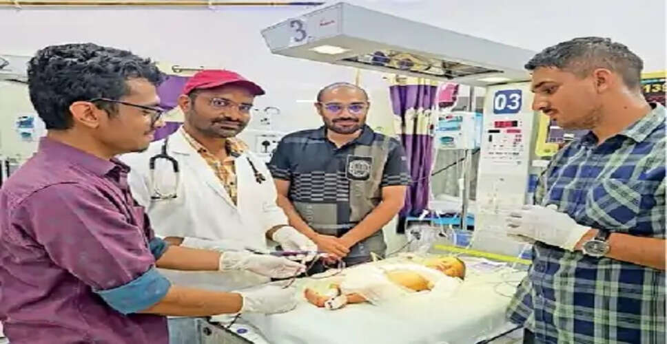 मां-बेटी का ब्लड ग्रुप नहीं मिला, डॉक्टरों ने पूरा खून बदलकर बचाई नवजात की जान; 9 दिन बाद स्वस्थ होकर घर लौटी