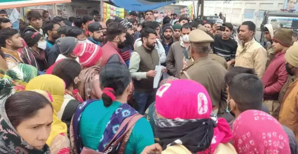 Rajasthan Breaking News: जयपुर में बेरोजगारों का हल्ला बोल प्रदर्शन जारी, आज पीसीसी का घेराव करने के बाद दिल्ली कूच का फैसला