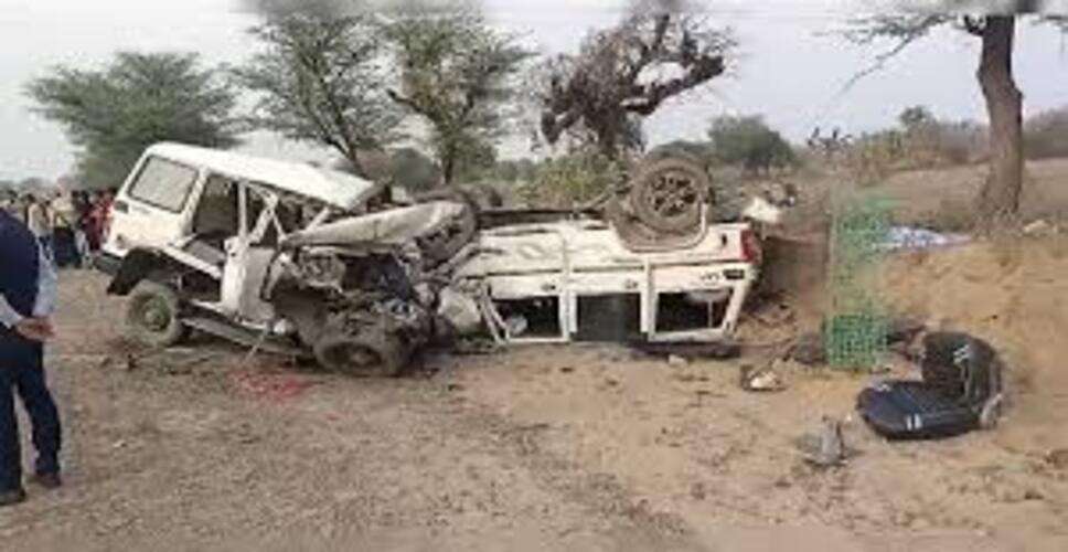 भीषण सड़क हादसे में 3 दोस्तों की मौत, एक गंभीर घायल