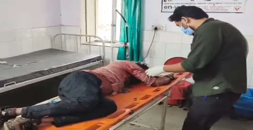 मछली पकड़ने के दौरान युवक के हाथ में फटा बम, दोनों हाथ बुरी तरह जख्मी, चेहरा भी झुलसा; गंभीर हालत में उदयपुर रेफर