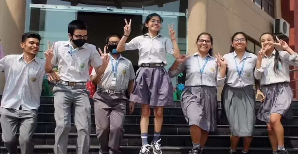 CBSE Board 12th Result 2025:&nbsp;दिल्ली, प्रयागराज या पटना आखिर किसने किया टॉप ?&nbsp;जानें किस रीजन का रहा सबसे बेहतरीन प्रदर्शन