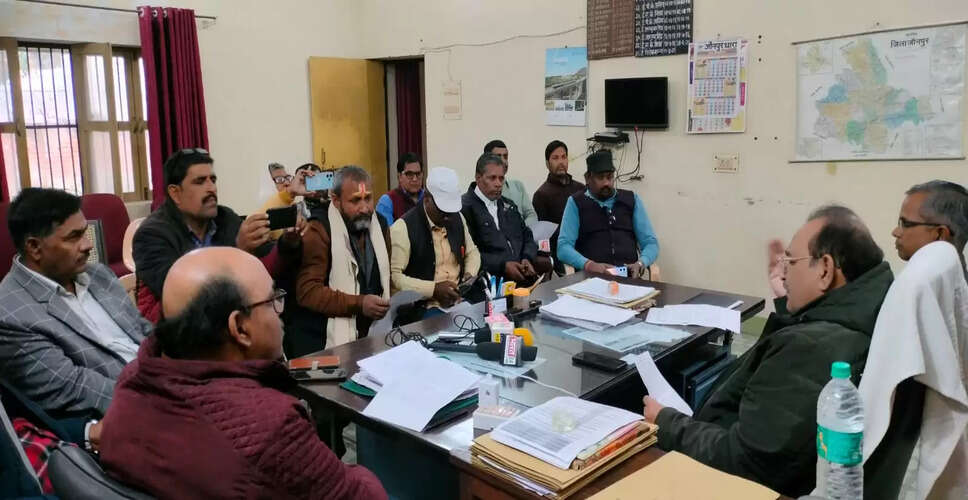 Karoli&nbsp;योजनाओं का नहीं मिल रहा समुचित लाभ, मॉनिटरिंग भी प्रभावित