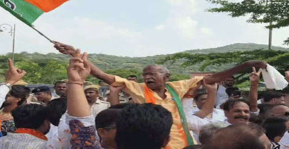 अजमेर में पूर्व भाजपा मंडल अध्यक्ष की बहू बनीं नई मेयर: पहली बार चुनाव लड़ा, पुष्कर के गायत्री महायज्ञ में संभाली थी फाइनेंस मैनेजमेंट की जिम्मेदारी