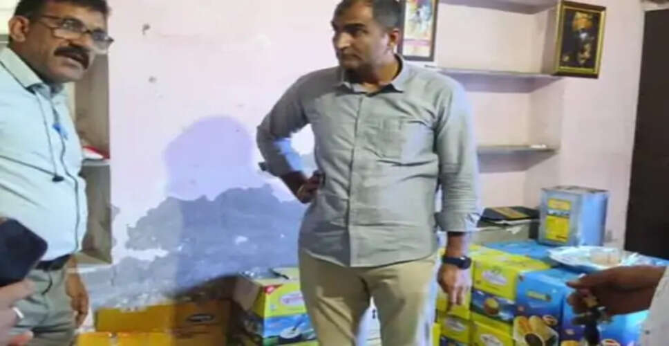 निवाई में जिला पुलिस स्पेशल टीम ने नकली घी का बड़ा जखीरा पकड़ा