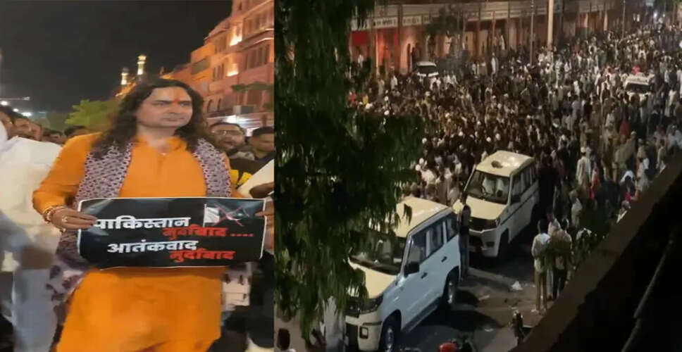 जयपुर की जामा मस्जिद के बाहर देर रात हुए हंगामे के बाद अलर्ट मोड पर प्रशासन, पूरे इलाके में STF के जवान तैनात