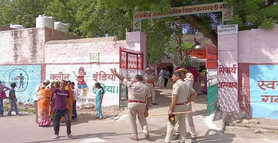 डूंगरपुर पंचायत चुनाव: दोपहर 1 बजे तक 37.29% मतदान, चीखली सबसे आगे; भंडारी में सबसे कम वोटिंग