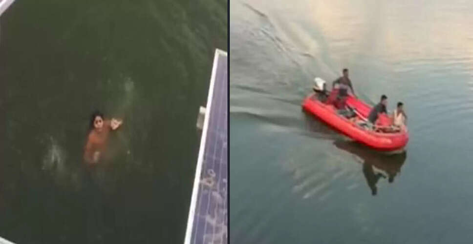 Bhilwara&nbsp;भारी बारिश के बाद सीवरेज के गड्ढे में भरे पानी में गिरा युवक, लोगों ने बचाई जान