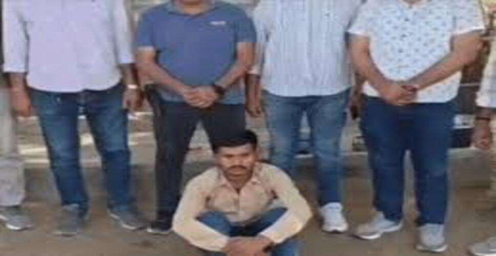 बाड़मेर में बड़ी कार्रवाई: दुकान की आड़ में डोडा पोस्त बेचने का भंडाफोड़, 5 किलो से अधिक मादक पदार्थ बरामद