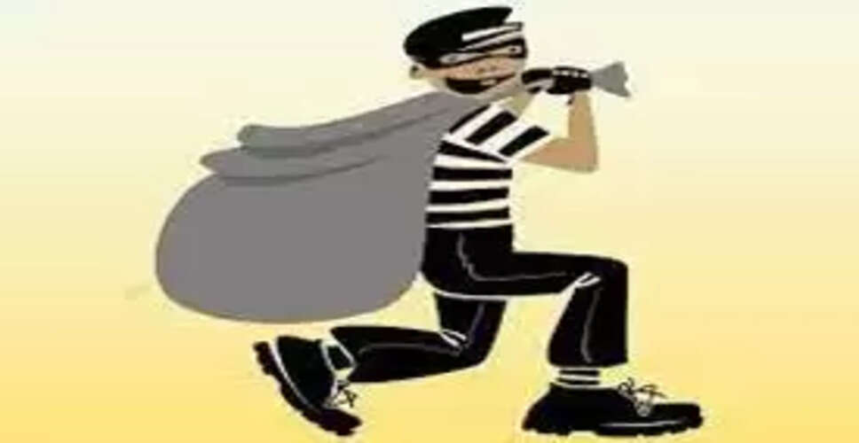 Ajmer में मंदिर दर्शन के लिए गयी 2 महिलाओं के गले से मंगलसूत्र और जंजीर पर चोरों ने किया हाथ साफ