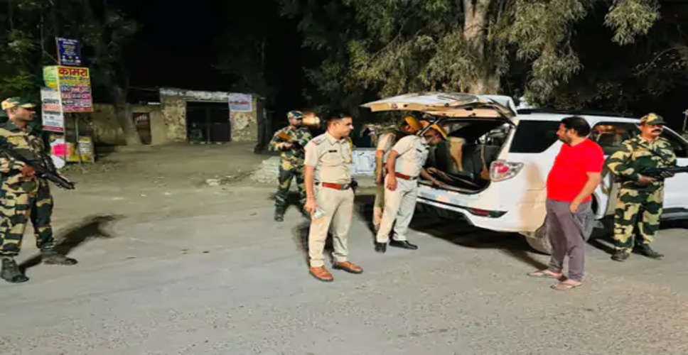 Sriganganagar शहर में बीएसएफ और पुलिस ने संयुक्त सशस्त्र नाकाबंदी की