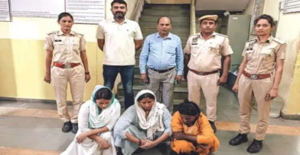 Jaipur भागवत कथा में महिलाओं की चेन तोड़ने वाले यूपी गिरोह के 5 चोर गिरफ्तार