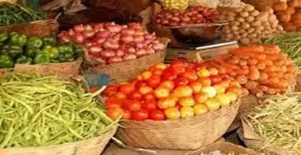 Jhunjhunu पाला और शादियों के सीजन से बढ़े सब्जियों के दाम, और बढ़ने की संभावना