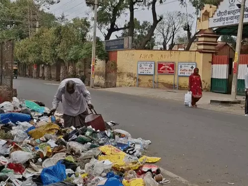 श्रीगंगानगर में सफाई कर्मियों की हड़ताल से बिगड़ी व्यवस्था, शहर में गंदगी के ढेर